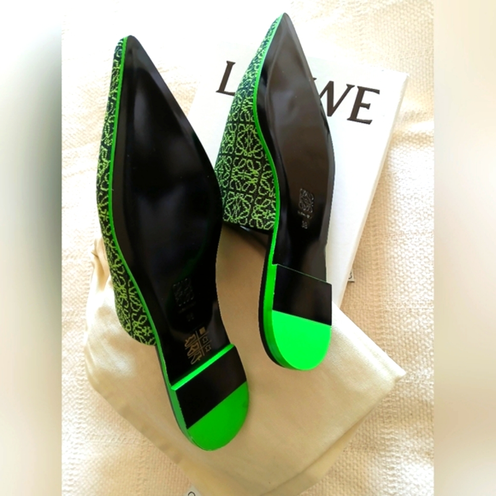 Nwb. Loewe anagram jaquard canvas + leather, pointed toe slide - Picture 3 of 5